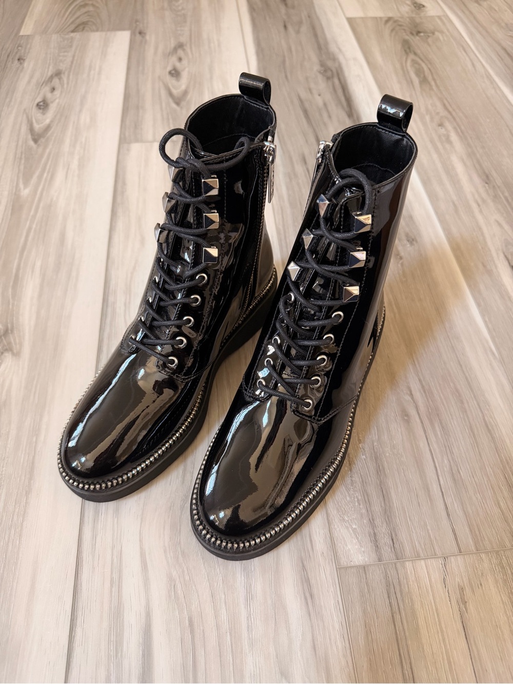 Michael Michael Kors Patent Leather Combat Boots Black Studded Side Zip Size 7
